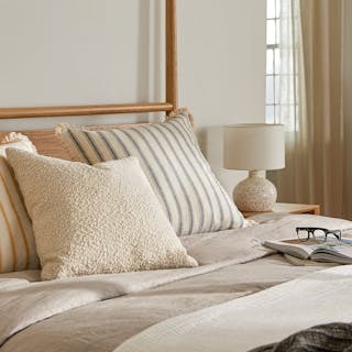 Ando Short Table Lamp - Waxen White