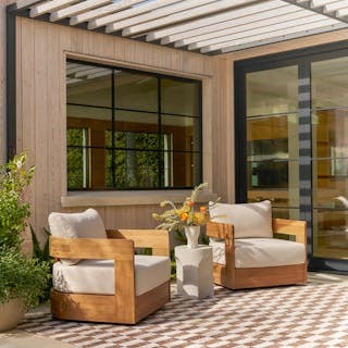 Outdoor Sofas & Loveseats