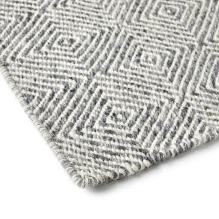 Bovi 8 x 10 Rug - Silver Gray