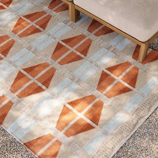 Outdoor Rugs & Runners