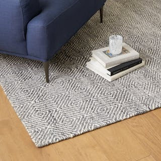 Bovi 8 x 10 Rug - Silver Gray